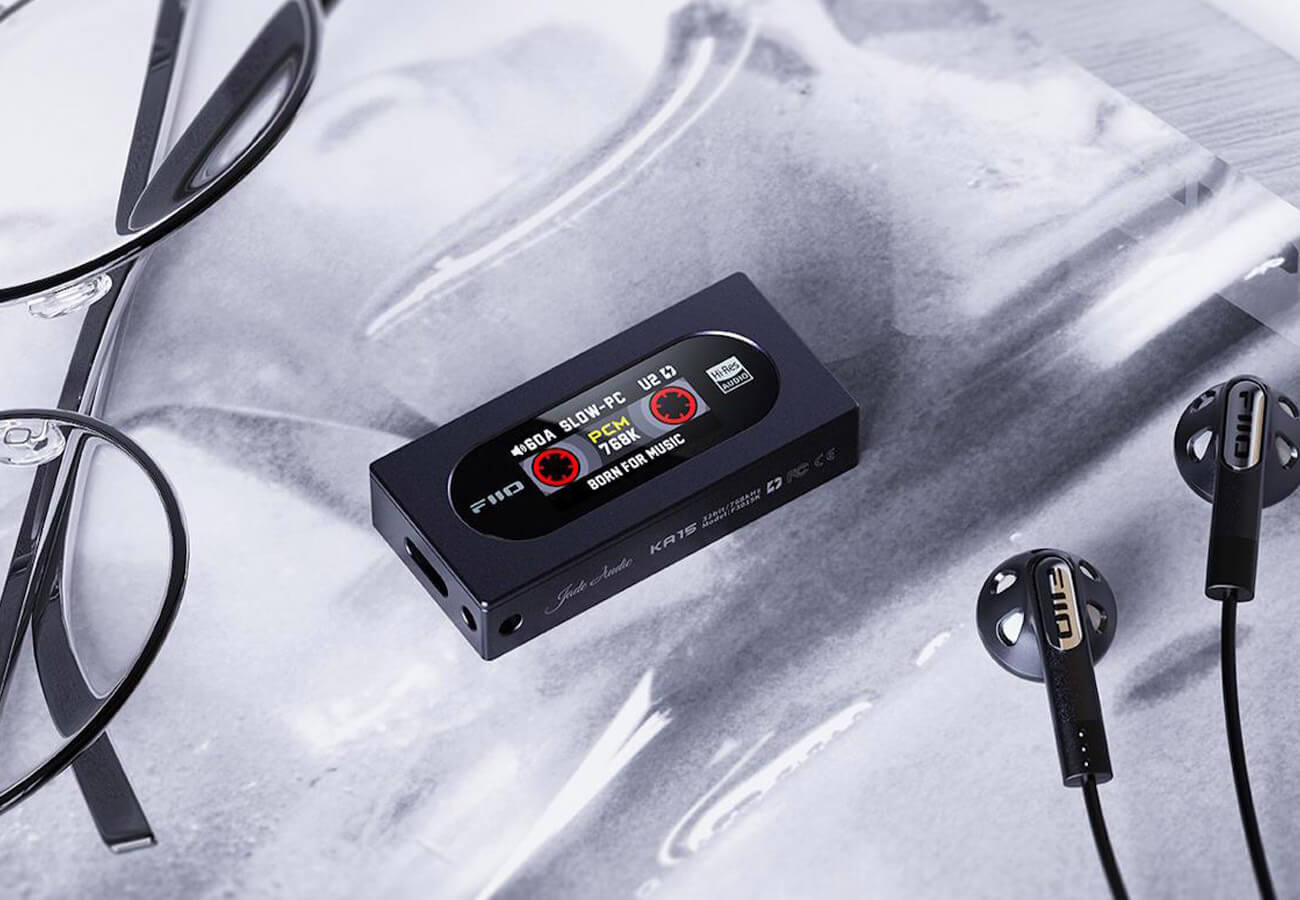 FiiO KA15 DAC and Headphone Amplifier