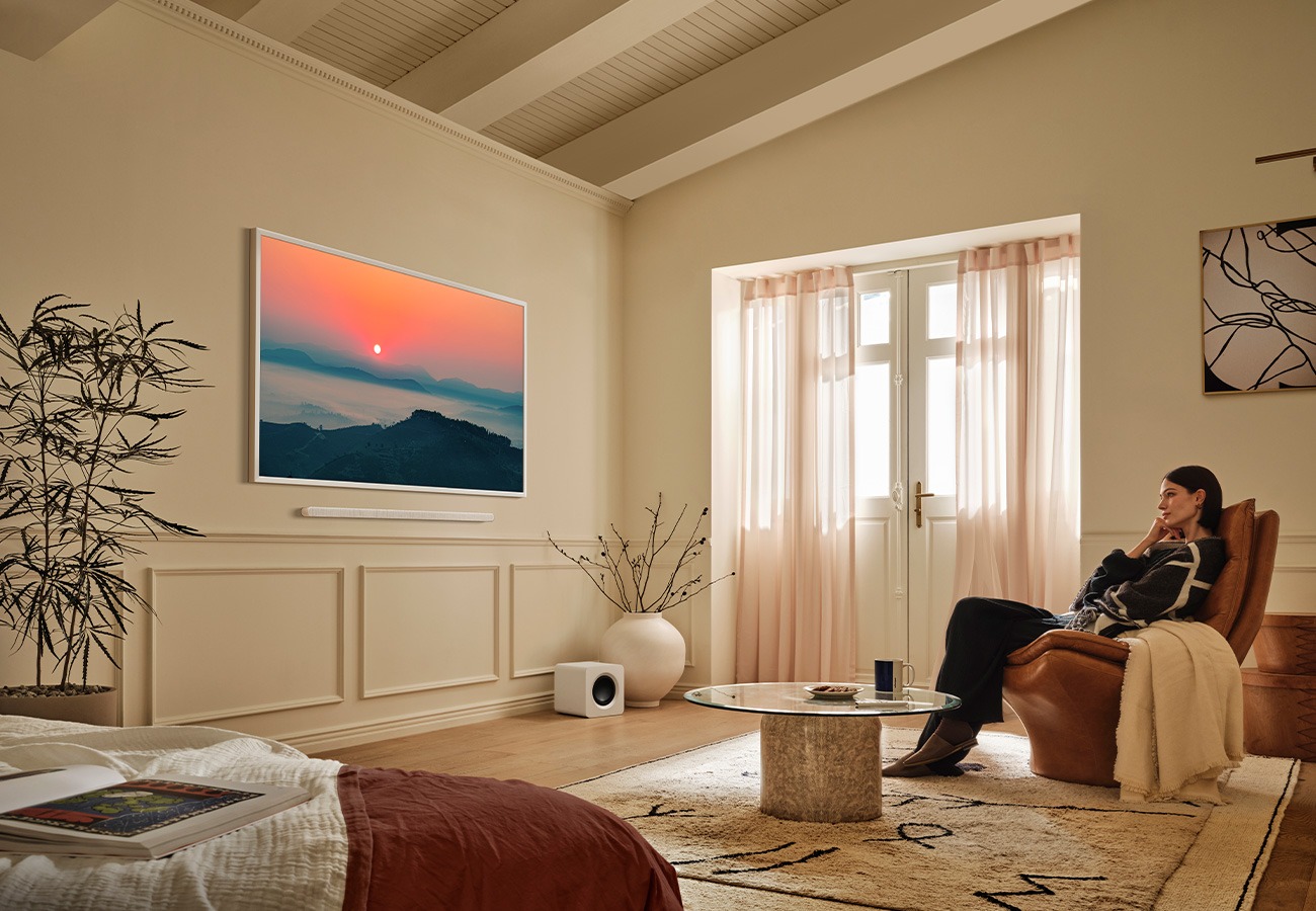 Samsung The Frame Pro Neo QLED 4K Smart AI TV (2025)
